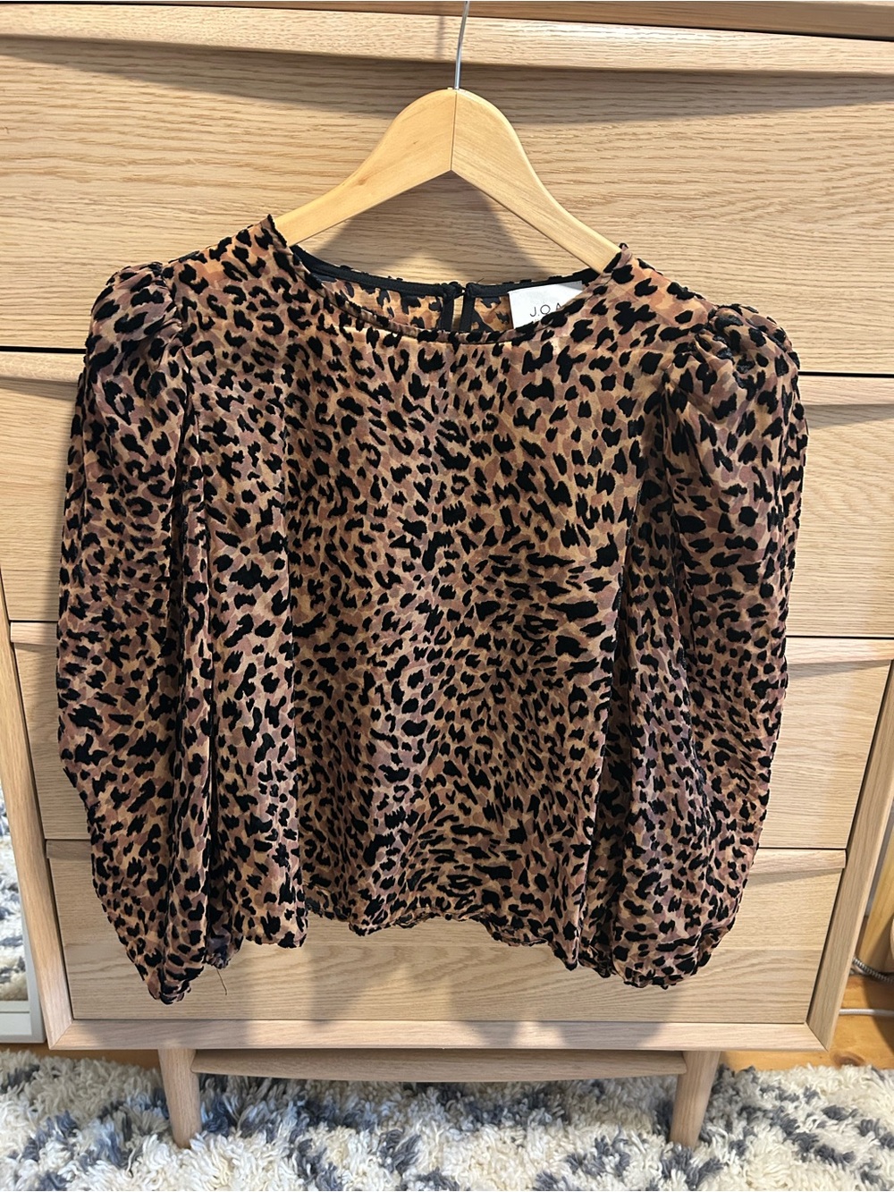 J.O.A. Black and Brown Leopard Puff-Sleeve Blouse Size M